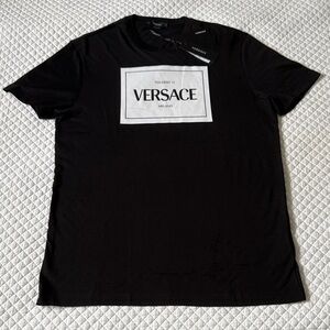 NWT Versace Men's Black Via Gesù Logo T-Shirt